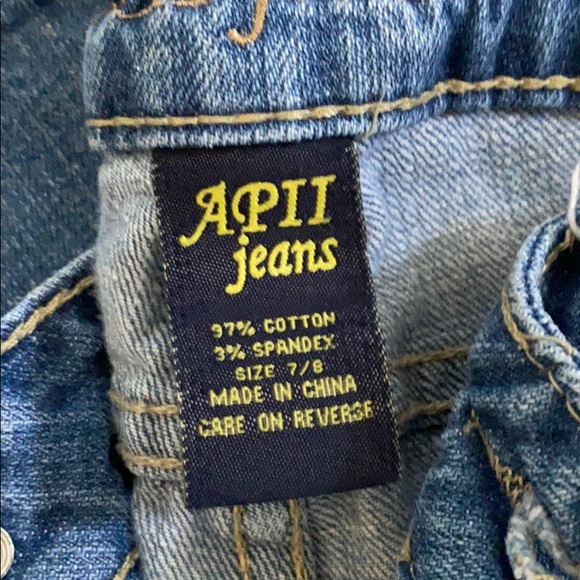 Apii size 7/8 distressed jeans love these jeans - Picture 4 of 4